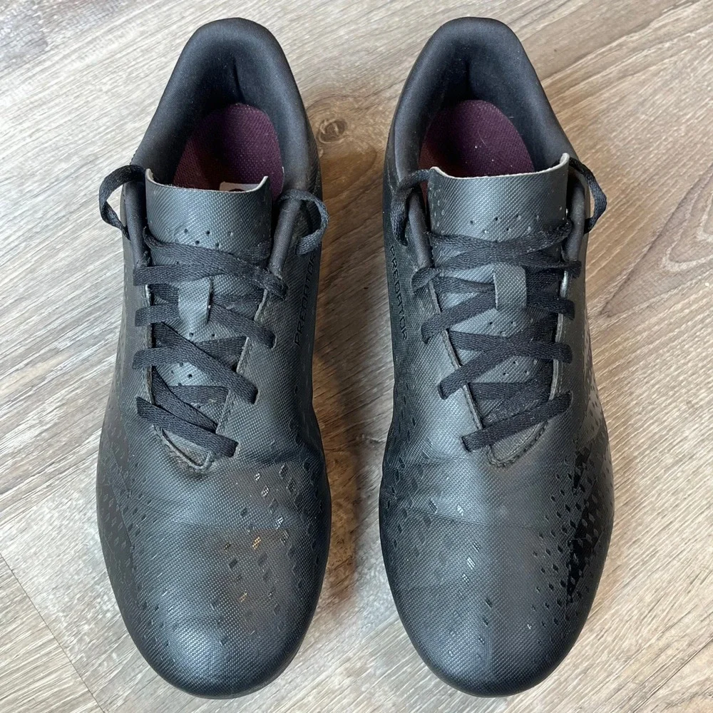 Adidas Predator Soccer Cleats Mens 8 Core Black Firm Ground FG Low‎ Top Boots